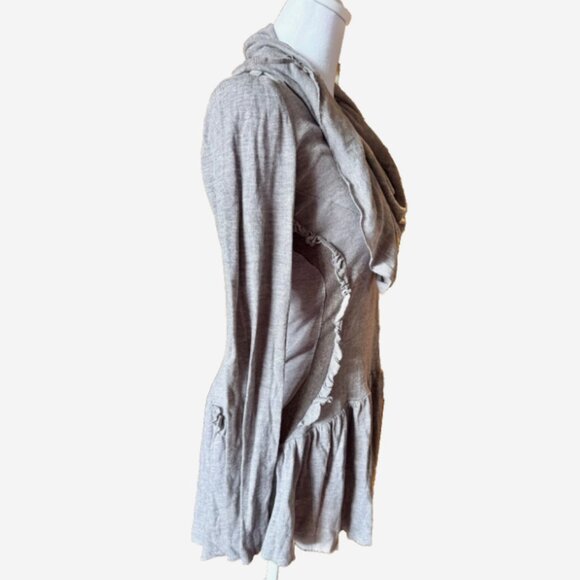 Mystree Gray Cowl Neck Sweater Women’s Size Small Ruffle Peplum Hem Knit Top - Picture 2 of 7